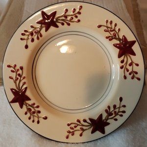 NIB Market Street Cream Plates Star Red Berry Vine Salad / Desert 8" Set of 8